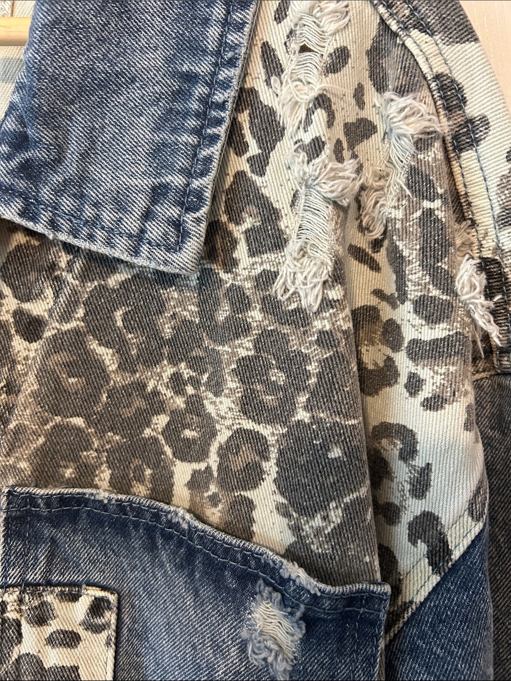 Oli & Hali Oversized Blue Denim Long Jacket with Leopard Panels - Picture 5 of 9